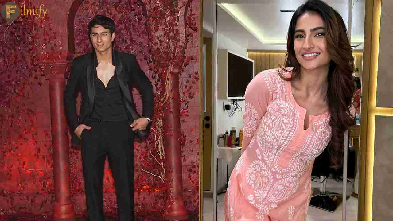 Ibrahim Ali Khan spotted with his rumored girlfriend