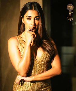 Pooja Hegde@ looks hot gorgeous in these latest pictures