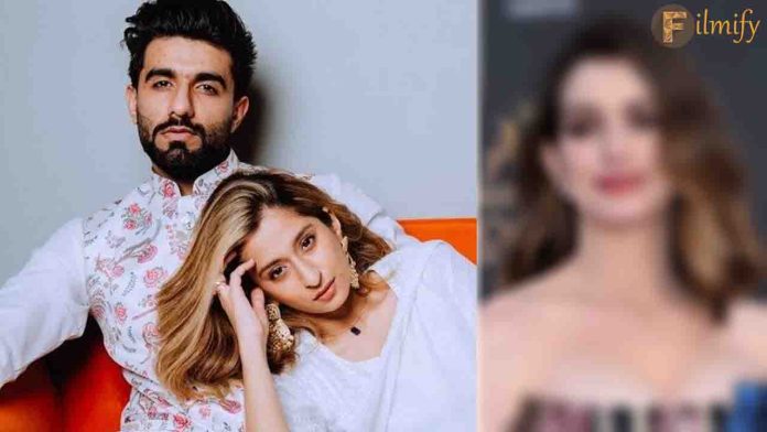 Unnati Malharkar and influencer boyfriend Manav Chhabra click with this Hollywood star