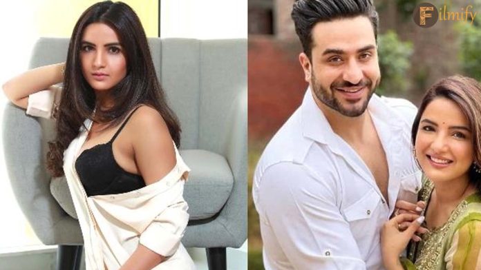 Jasmine Bhasin and Aly Goni love long drives